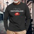 Switzerland Flag Hiking Holiday Switzerland Swiss Flag Langarmshirts Geschenke für alte Männer