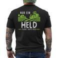 Nur Ein Held Fährt Aufs Feld Tractor Tractor T-Shirt mit Rückendruck
