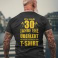 30 Jahreerheiratet Slogan T-Shirt mit Rückendruck Geschenke für alte Männer