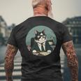 Lustiger Mitarbeiter Des Jahres Mit Dieser Lustigen Katze Mit Brille T-Shirt mit Rückendruck Geschenke für alte Männer