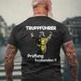 Truckührer Und Cooler Feuerwehrmann Text In German T-Shirt mit Rückendruck Geschenke für alte Männer