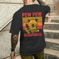 Pew Pew Madafakas Mit Aufschrift Pew Pew Pew Lustiges Geschenk T-Shirt mit Rückendruck Geschenke für Ihn