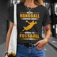 Handball Vs Fußball Genuine Handball T-Shirt Geschenke für Sie