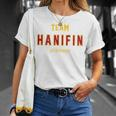 Distressed Team Hanifin Proud Family Nachname Nachname T-Shirt Geschenke für Sie
