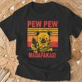 Pew Pew Madafakas Mit Aufschrift Pew Pew Pew Lustiges Geschenk T-Shirt Geschenke für alte Männer