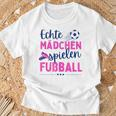 Fußball Echte Mädchen Spielen Fußball Fußballerin Hobby T-Shirt Geschenke für alte Männer