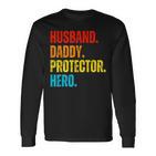 Retro Ehemann Papa Protector Heroatertag Für Papa Langarmshirts