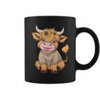 Niedliches Baby Highland Cow Mit Sonnenblumen Grafik Rinder Tassen