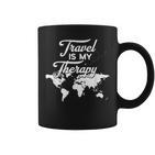 Reisende Und Reiseliebhaber One Of Travel Is My Therapy Memes Tassen