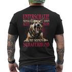 German Shepherd Unterschätze Niemals Einen Alten Mann Mit Hund T-Shirt mit Rückendruck