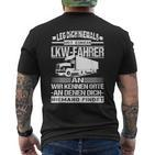 Men's Trucker Leg Dich Niemal Mit Ein Trucker An An T-Shirt mit Rückendruck
