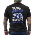 Papa 2 Söhne Perfekte Chaos Team Father's Day T-Shirt mit Rückendruck