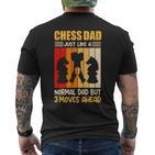 Schach Spielender Vater Schachmeister T-Shirt mit Rückendruck