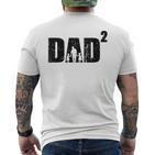 Damen Dad Hoch 2 Zweifacher Papaater Zwei Töchter Mit-Ausschnitt T-Shirt mit Rückendruck