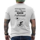 Unterschätze niemals einen alten Mann mit Fahrrad Kurzärmliges Herren-T-Kurzärmliges Herren-T-Shirt, Lustiges Radfahrer Tee