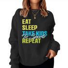 Damen Essen Schlafen Kinder Zum Sport Mitnehmen Lustige Sportarten Wiederholen Mama Und Papa Mit-Ausschnitt Sweatshirt Frauen