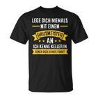 With Leg Dich Niemal Mit Einen Hausmeister An Hauswart Sayings T-Shirt