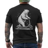 Polar Bear On An E-Scooter T-Shirt mit Rückendruck