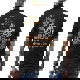Der Eckige Muss Ins Dirckige Quad German Language T-Shirt mit Rückendruck - Seseable