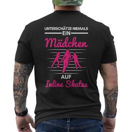 Underschätze Nie Mädchen Auf Inline Skates Inline Skating T-Shirt mit Rückendruck - Seseable