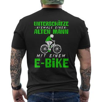 Älterer Mann mit E-Bike Schwarzes Kurzärmliges Herren-T-Kurzärmliges Herren-T-Shirt, Radfahrer Motiv - Seseable De