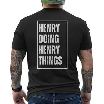 Henry Doing Henry Things Lustigerornamen Geburtstag T-Shirt mit Rückendruck - Seseable De