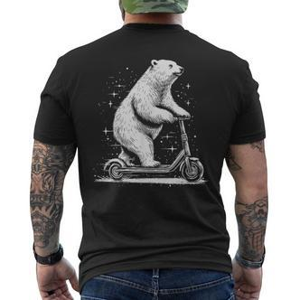 Polar Bear On An E-Scooter T-Shirt mit Rückendruck - Seseable De