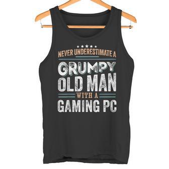 Mürrischer Alter Mann Mit Einem Gaming-Pc Lustige Geschenke Für Papa Tank Top - Geschenkecke