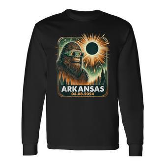 Bigfoot Arkansas Total Solar Eclipse 2024 Wearing Glasses Long Sleeve T-Shirt - Monsterry DE