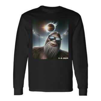 Bigfoot Taking A Selfie Solar 2024 Eclipse Wearing Glasses Long Sleeve T-Shirt - Monsterry