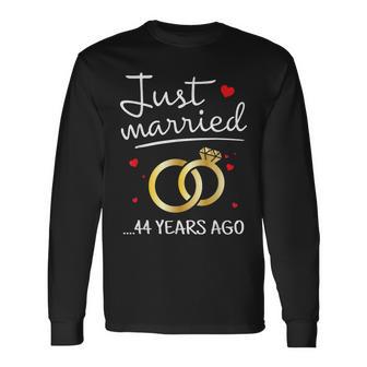 Just Married 44 Years Ago Couple 44Th Anniversary Long Sleeve T-Shirt - Monsterry DE