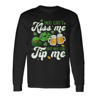 St Patrick's Day Waitress Bartender Waiter Tip Me Long Sleeve T-Shirt | Mazezy DE