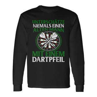 Unterschätze Niemals Alten Mann Mit Dartpfeil Darts Black Langarmshirts - Seseable