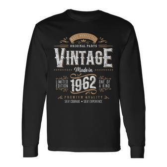 Vintage 1962 62Nd Birthday Decoration 62 Year Old Men Long Sleeve T-Shirt | Mazezy