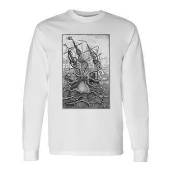 Giant Octopus Pirate Ship Vintage Kraken Sailing Squid Long Sleeve T-Shirt - Monsterry DE