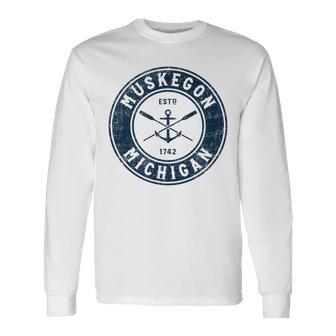 Muskegon Michigan Mi Vintage Boat Anchor & Oars Long Sleeve T-Shirt - Monsterry