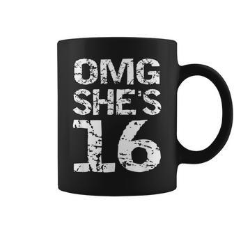 16Th Birthday Sweet 16 Group Photo Outfit Omg She's 16 Coffee Mug - Monsterry DE