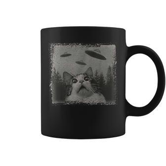 Alien Ufo Cat Selfie Kitty Vintage Graphic Cats Lover Coffee Mug - Monsterry