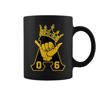 Alpha African 1906 Fraternity Hand Sign Crown Coffee Mug - Monsterry CA