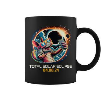 Armadillo Taking Selfie Solar Eclipse Coffee Mug | Mazezy