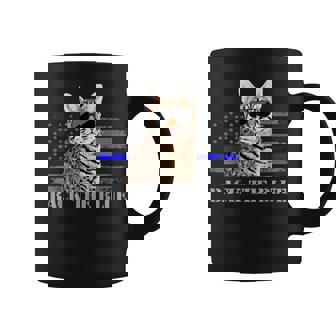 Atrás El Gato De Policía Azul Delgada Línea Bandera Americana Taza de café - Regaloses