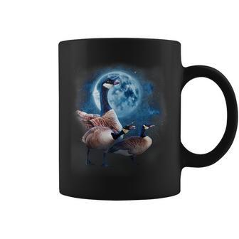 Canadian Goose Howling At The Moon Silly Goose Coffee Mug - Monsterry AU
