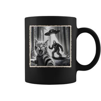 Cat Selfie With Bigfoot & Ufo Sasquatch & Cat Coffee Mug - Seseable