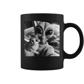 Cute Alien Cat Selfie Ufo Earth Photo Coffee Mug | Mazezy