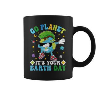 Dabbing Earth Day 2024 Groovy Go Planet It's Your Earth Day Coffee Mug | Mazezy DE