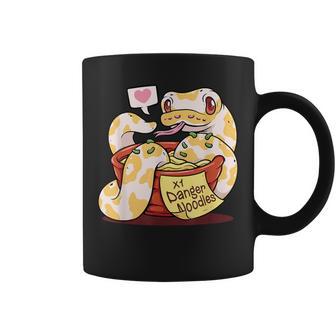 Danger Noodle Ball Python Snake Meme Reptile Snake Lover Coffee Mug - Monsterry DE