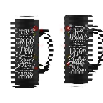 Eres Una Madre Genial Y La Abuela Mejor Del Mundo Mamá Cuello V Taza de café - Regaloses