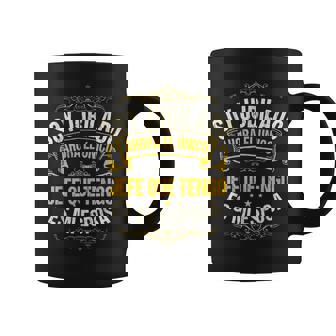 Estoy Jubilado Ahora El Único Jefe Que Tengo Es Mi Esposa Camiseta Taza de café - Regaloses