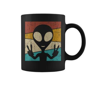 Retro 80'S Style Vintage Ufo Lover Alien Space Coffee Mug - Monsterry DE