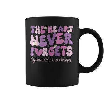 The Heart Never Forgets Dementia Alzheimer's Awareness Coffee Mug - Monsterry